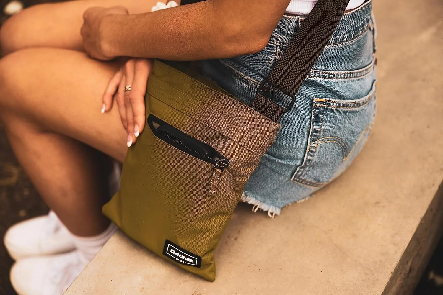 Dakine Jive