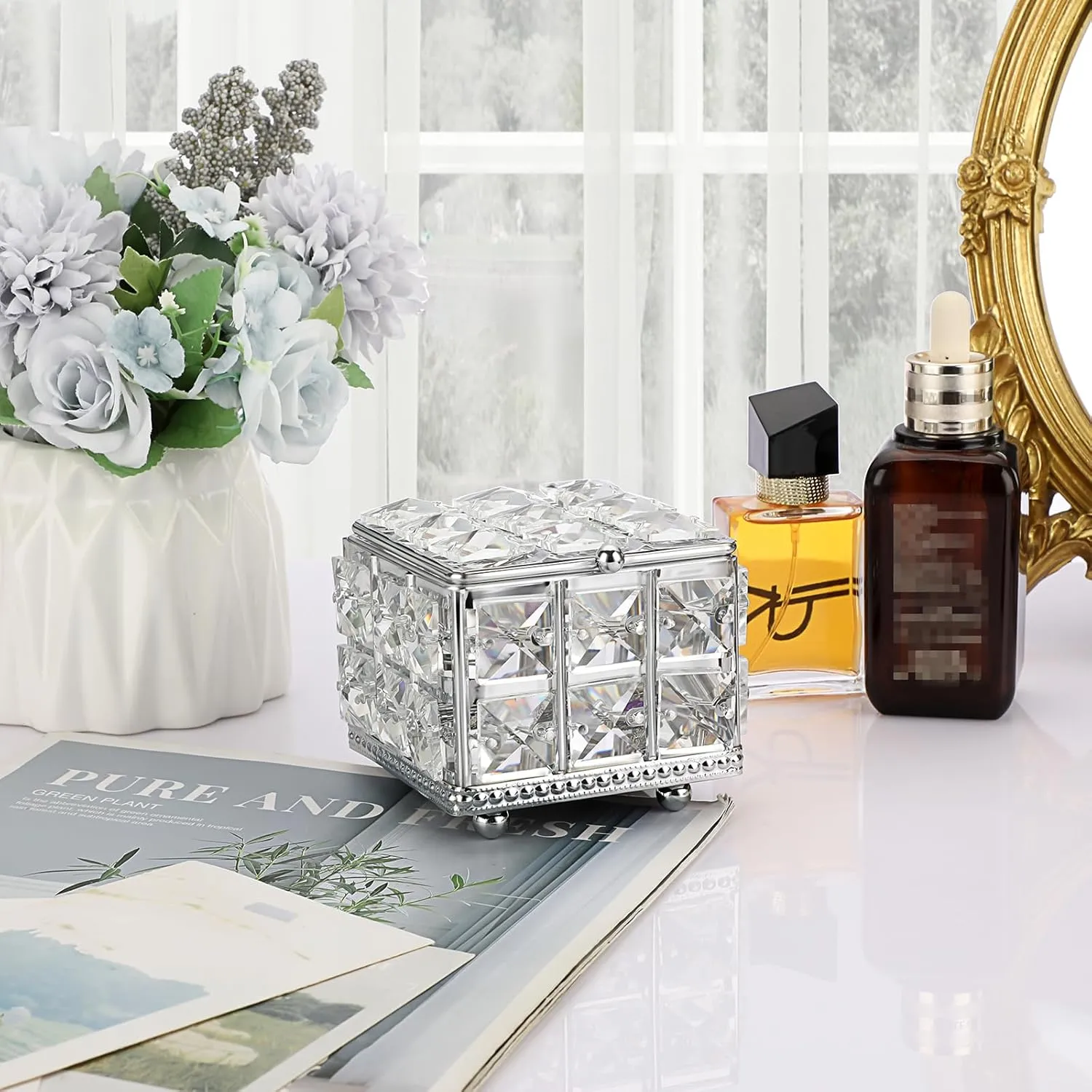Hipiwe Crystal Jewelry Box - Square Decorative Trinket Organizer Box Sparkling Mirrored Jewelry Chest for Rings Earrings Keepsakes Birthday Christmas Gift for Girls Women,Silver