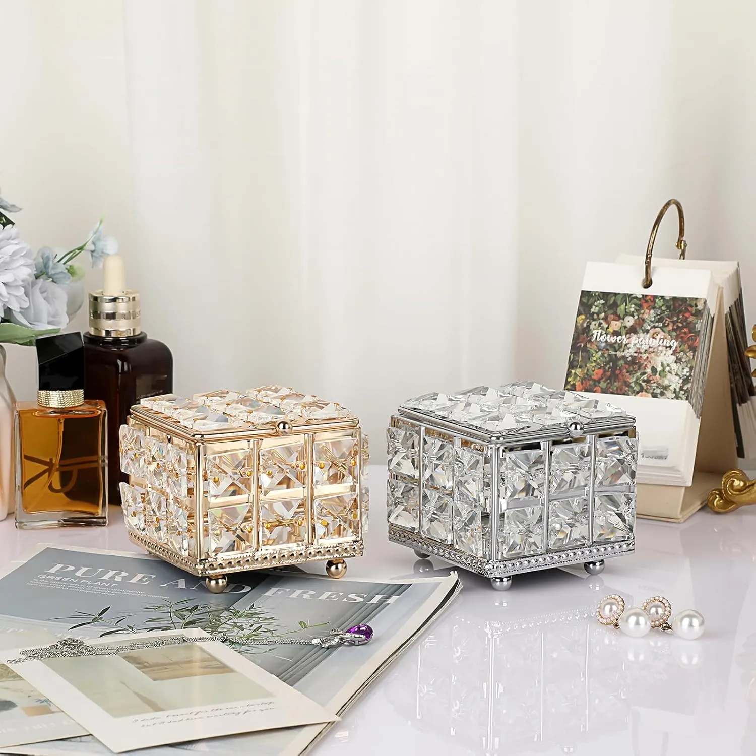 Hipiwe Crystal Jewelry Box - Square Decorative Trinket Organizer Box Sparkling Mirrored Jewelry Chest for Rings Earrings Keepsakes Birthday Christmas Gift for Girls Women,Silver