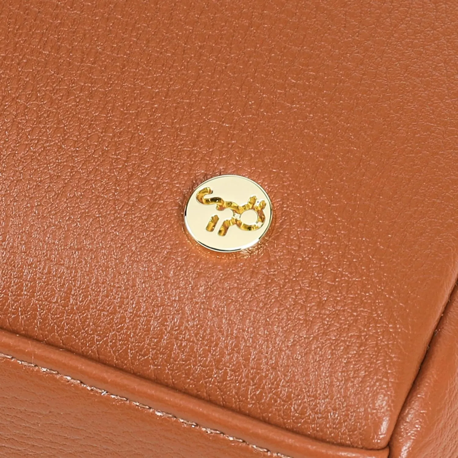 INICAT Travel Small Sling Bag Leather Crossbody Bags for Women Fanny Packs Cross Body Bag for Woman Cross Body Purses