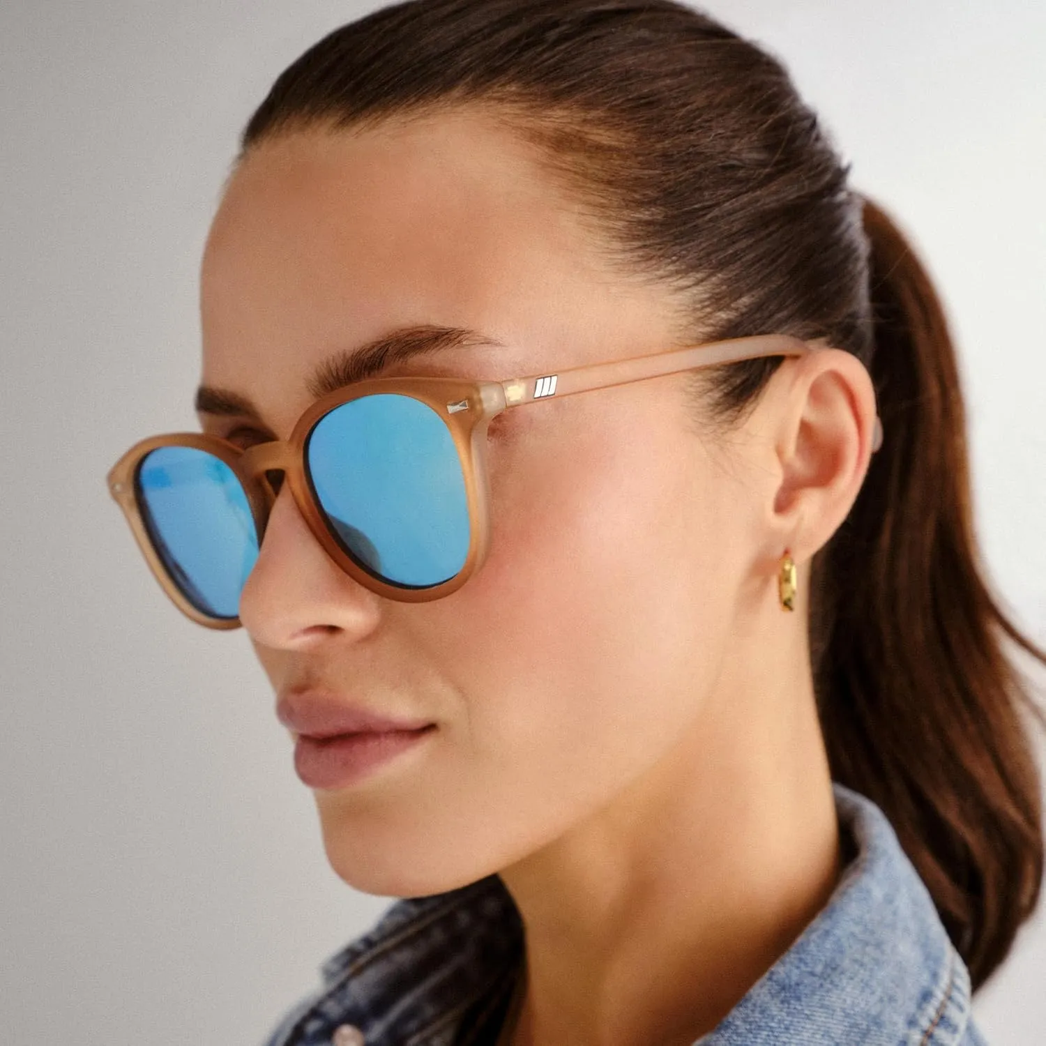 Le Specs Bandwagon Sunglasses - Round, Unisex, Classic 'Everyday' Style