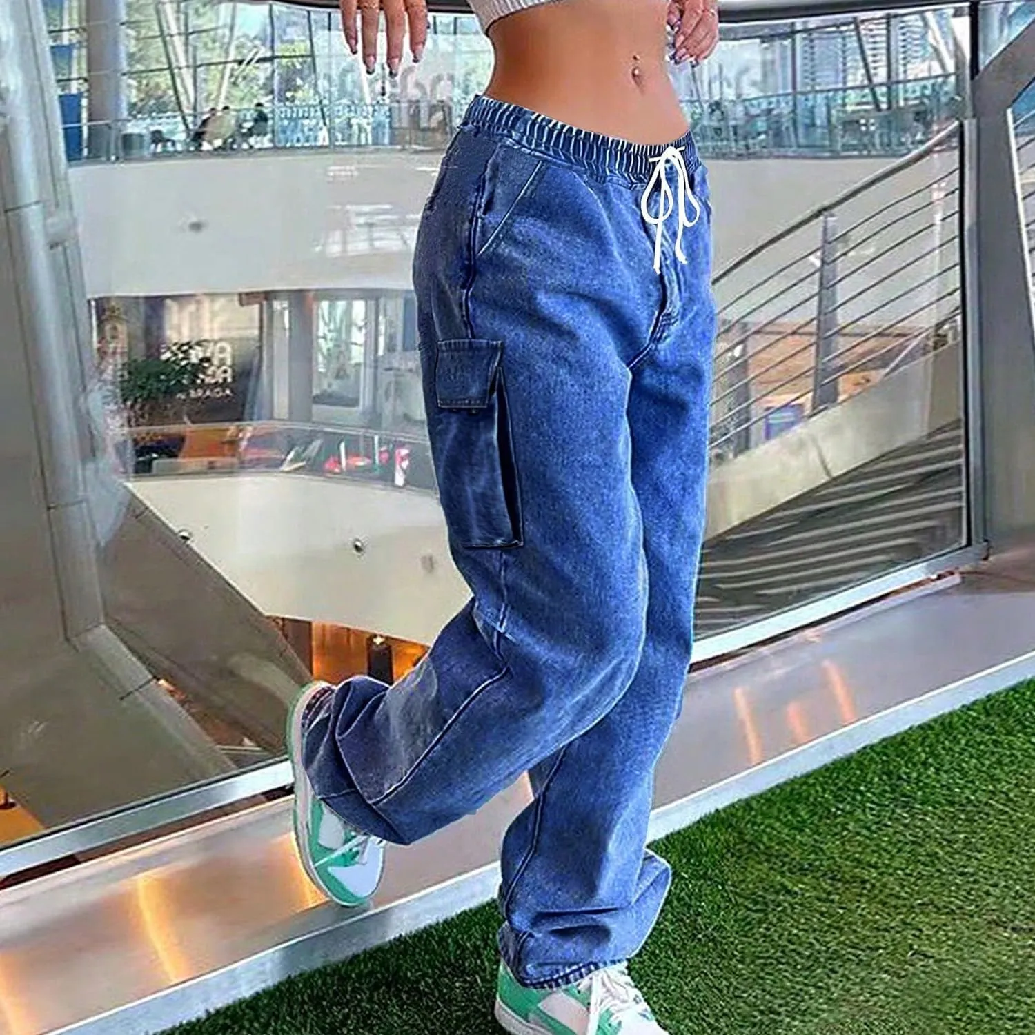 Mid Rise Cargo Jeans Women Elastic Waist Stretch Wide Leg Denim Pants with Pockets Baggy Streetwear Pants y2k