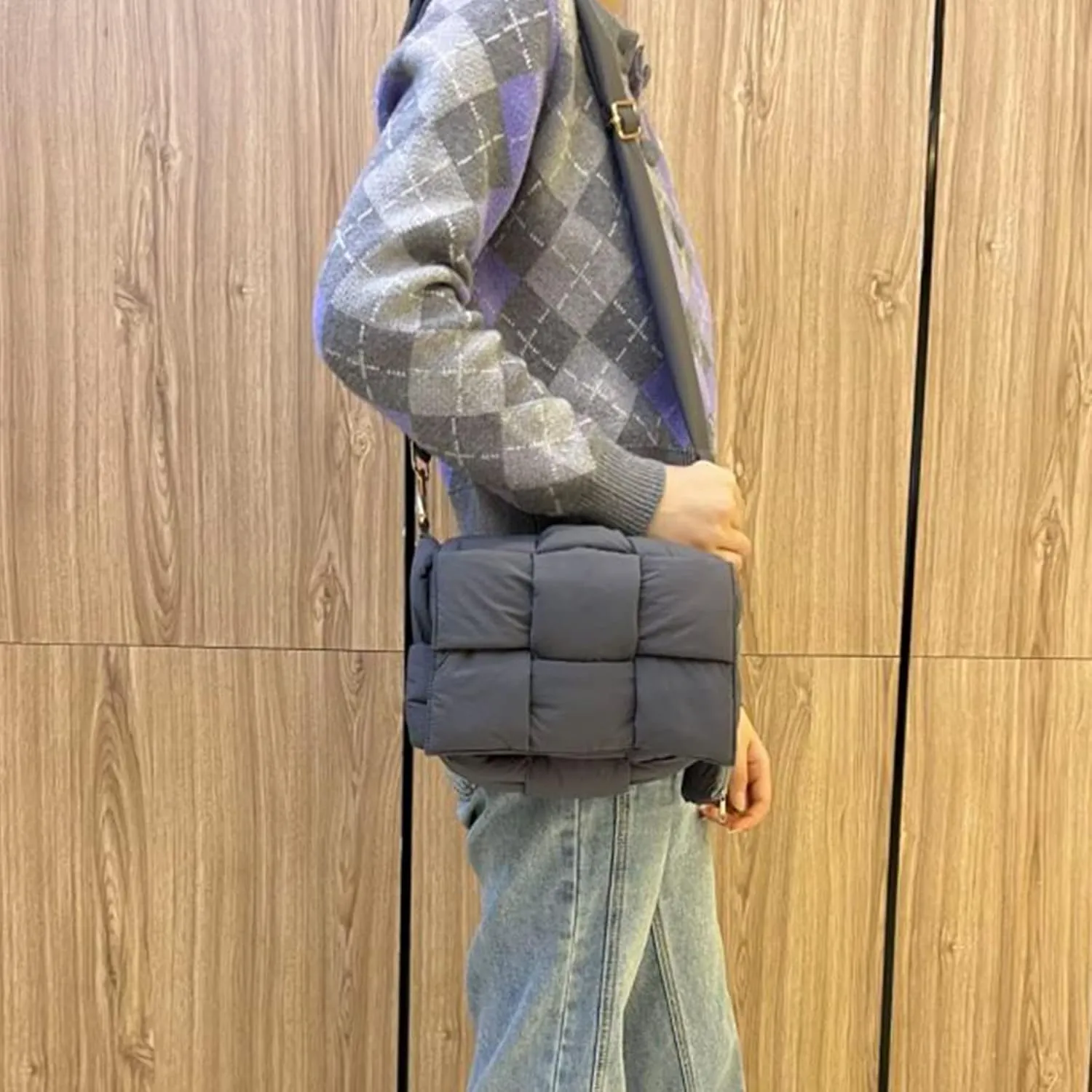 NAARIIAN Shoulder bags for women, Light-weight small puffer purses waterproof, hand-woven puffy bag crossbody handbag