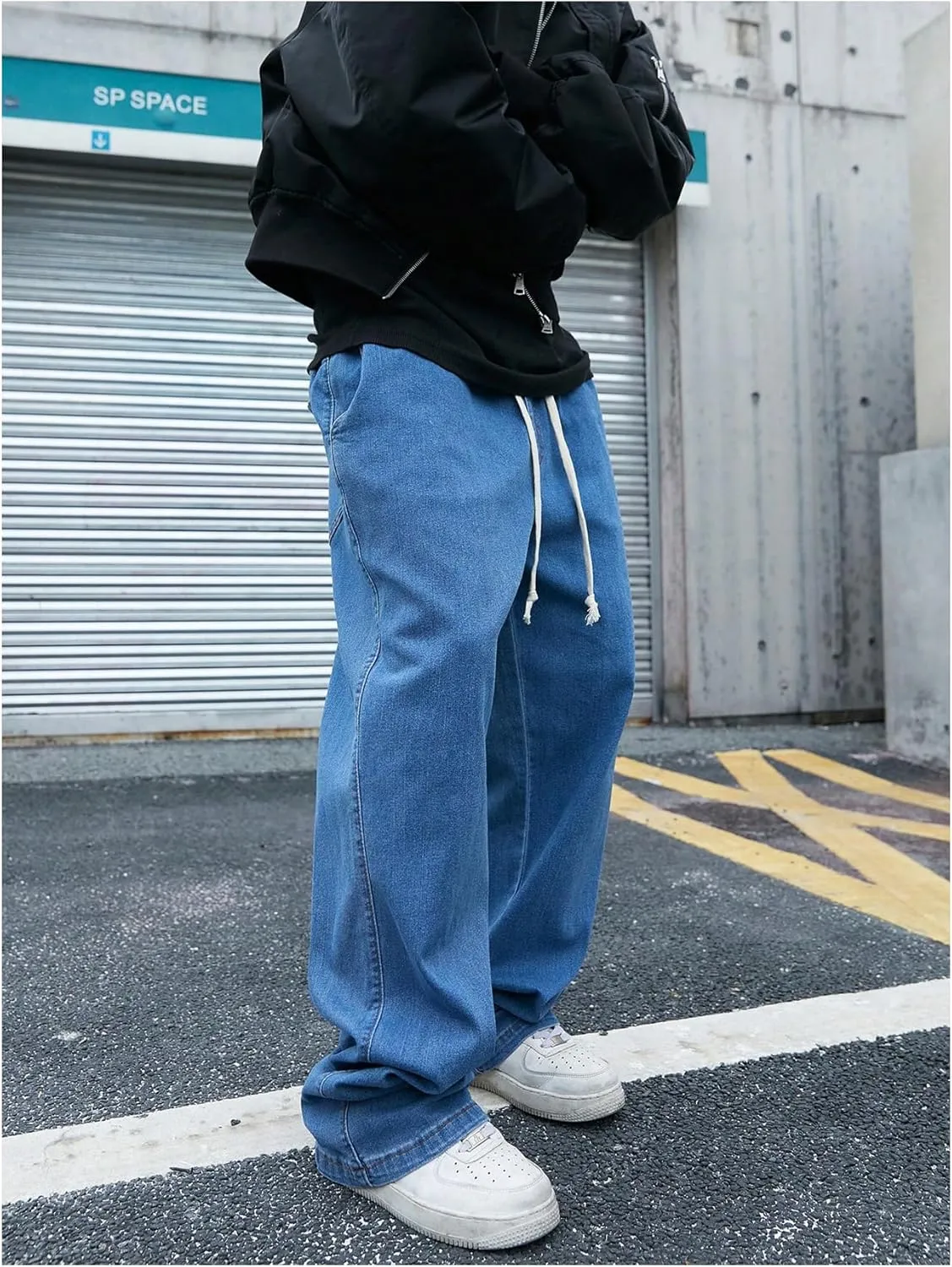OYOANGLE Men's Drawstring Elastic Waist Wide Leg Cargo Jeans Baggy Casual Denim Pants with Pockets