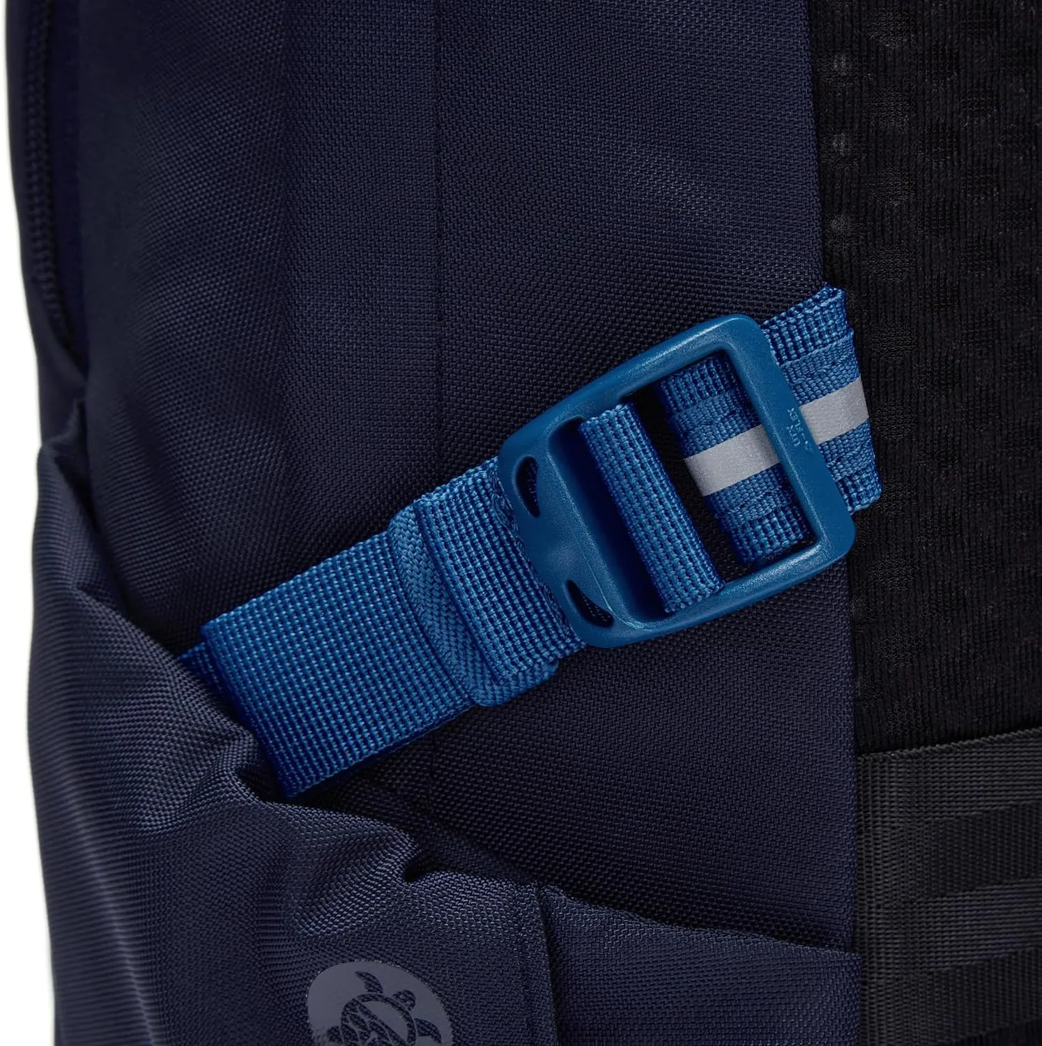 Pacsafe Vibe 25L Anti Theft Travel Pack Casual Daypack