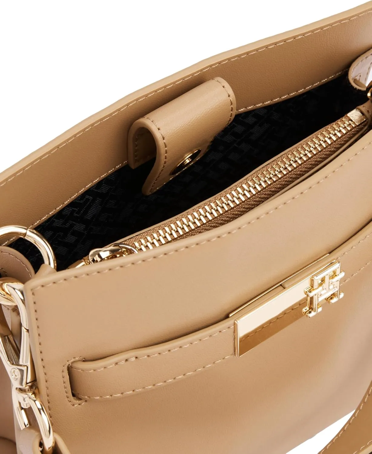 Tommy Hilfiger Heritage Mini Stachel with Removable Crossbody Strap