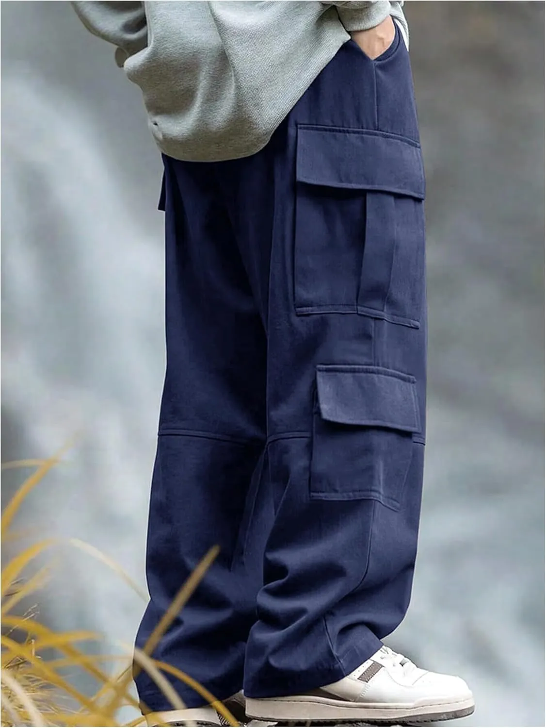 Verdusa Men's Baggy Cargo Pants Drawstring Elastic Waist Flap Pockets Loose Pants