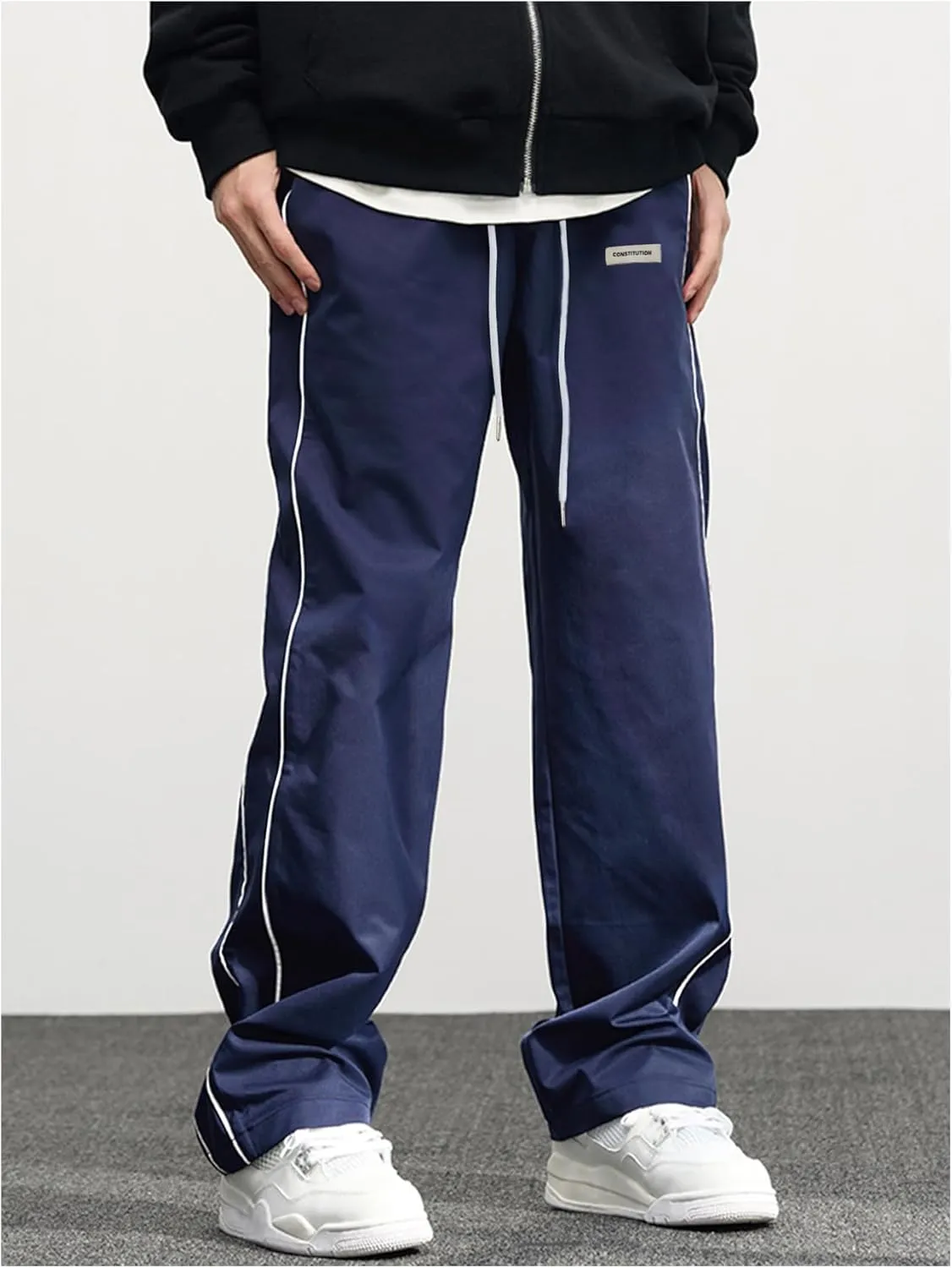 Verdusa Men's Track Pants Straight Leg Acitve Streetwear Elastic Waist Parachute Pants with Pockets